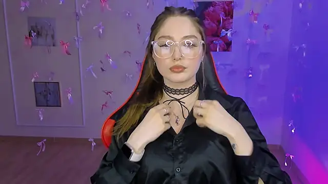 hazel sullivan online show from March 13, 12:17 pm