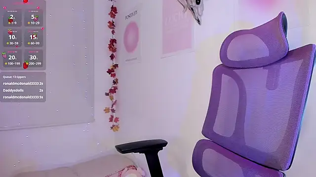 MiaWilsson  online show from December 4, 2:58 am