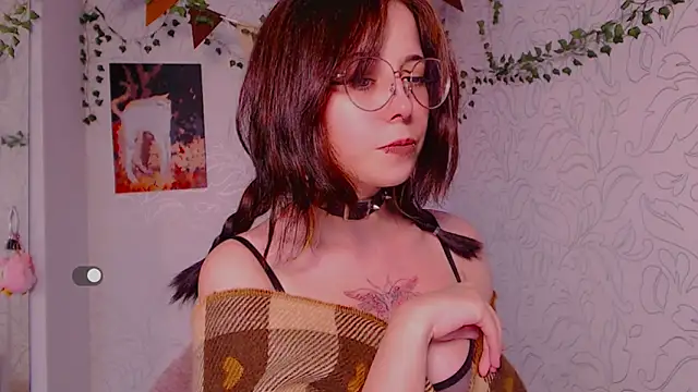  miraclecattt  online show from October 4, 9:37 am