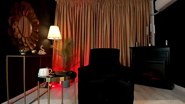 LexySinner online show from February 5, 4:10 pm