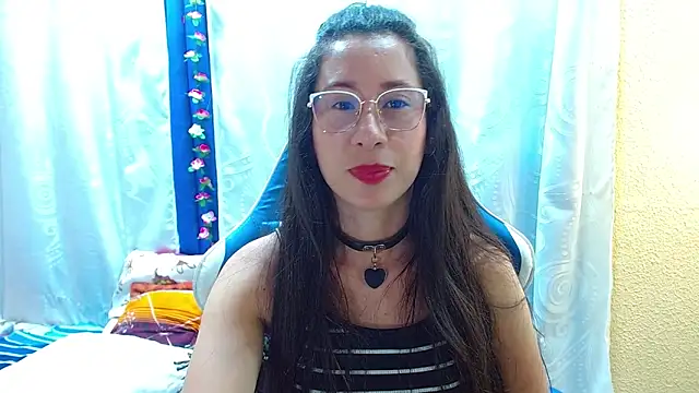 Gia leinn online show from February 7, 3:16 pm