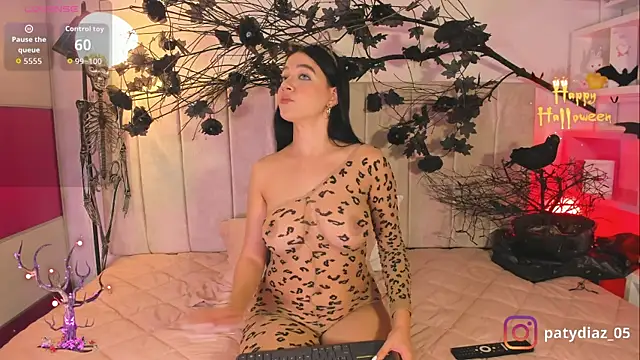 MiiaParker6972 online show from October 25, 12:51 am