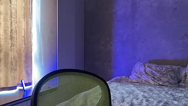  Allie  online show from April 10, 12:44 pm