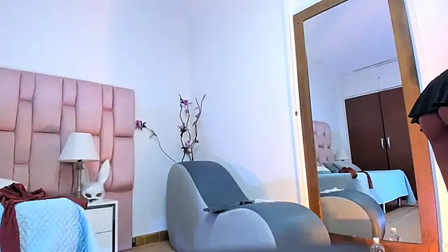 kamii arias online show from April 14, 12:49 pm