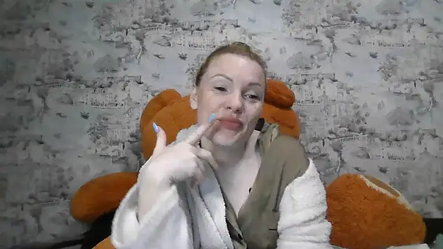 Eveline May online show from October 15, 4:42 pm