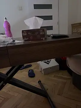 inkviziciq1 online show from September 11, 10:04 am