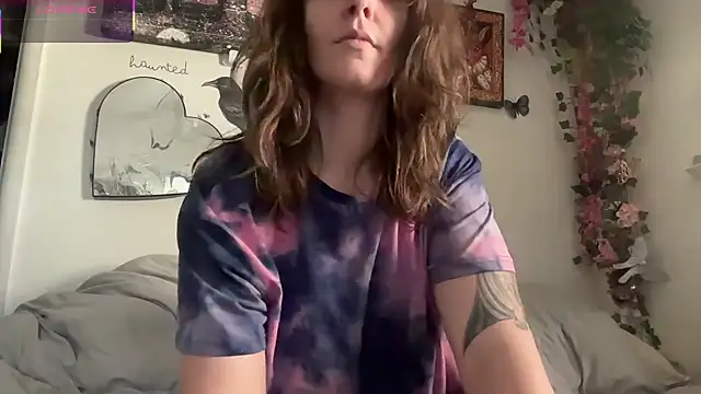 mothh1 online show from March 8, 10:24 pm