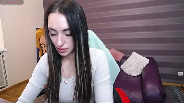 JenniferStone online show from March 16, 8:40 am