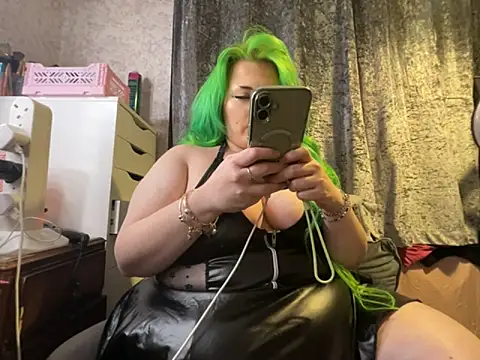 itsonlykjade online show from November 15, 11:17 pm