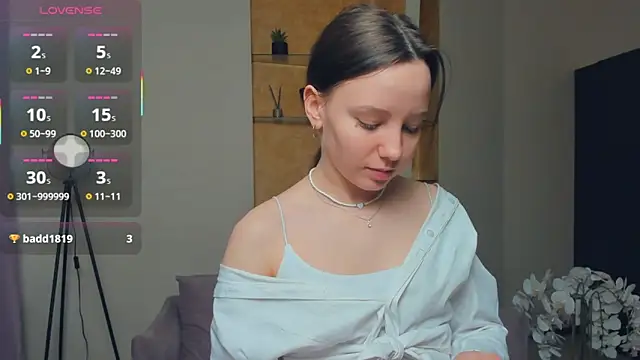 EdinaCordner online show from October 16, 10:29 am