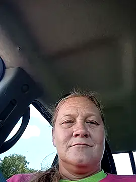 wetnwildforyou online show from November 29, 5:28 pm