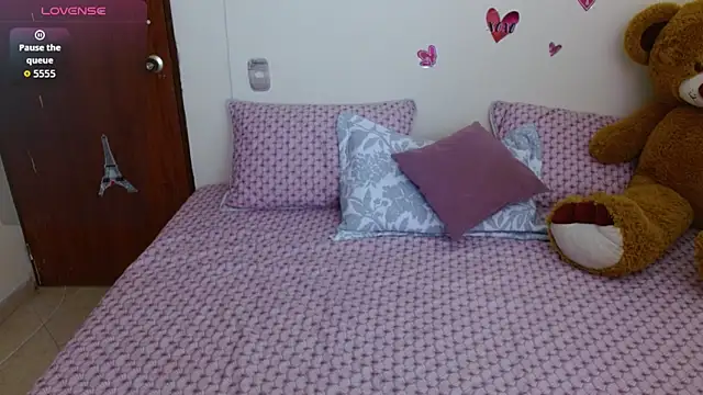 Pamela Skyangels online show from September 15, 6:26 pm