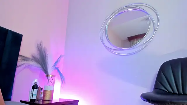 SeleneLujan online show from February 5, 12:19 pm