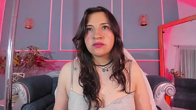 TaraTaylorr online show from October 23, 2:50 am