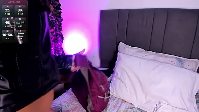 Fernanda liie  online show from March 11, 12:31 pm