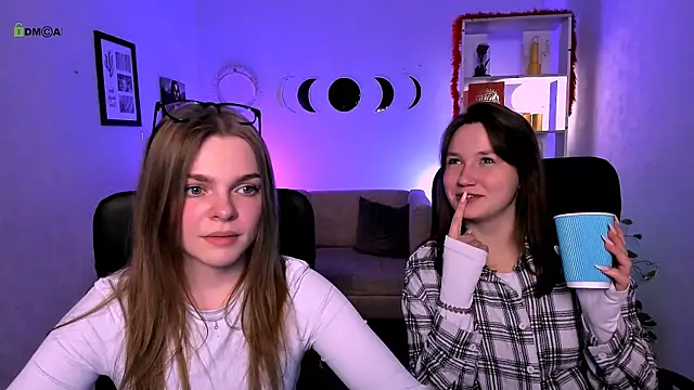 helli belli online show from April 15, 7:36 pm