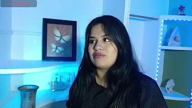 SamanthaSmiithh online show from November 6, 10:59 pm