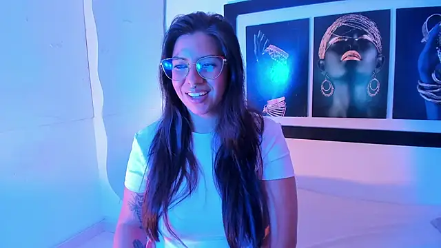 emilyy cooperr online show from December 5, 12:39 pm