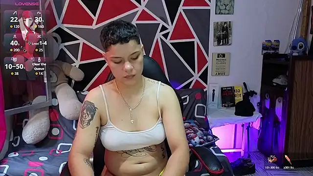 demimoore222 online show from January 15, 5:19 pm