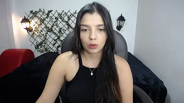 issa  nassar online show from November 10, 2:12 pm