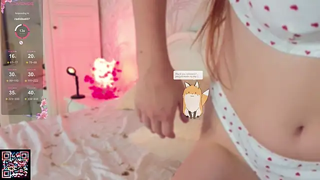 Snapshot of JaneVibes chatting on September 12, 7:18 am JaneVibes online show from September 12, 7:18 am