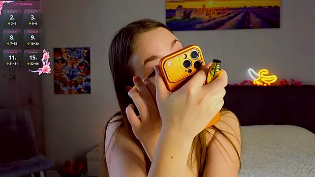 JaneVibes online show from April 3, 8:01 am