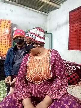 Pakhi Couple 69 online show from January 17, 5:20 pm