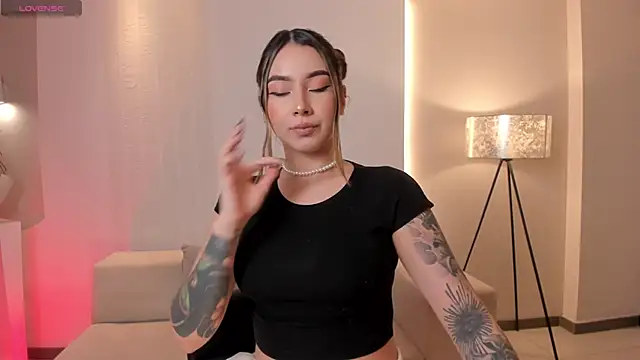 MaddisonCollins online show from November 8, 7:41 pm