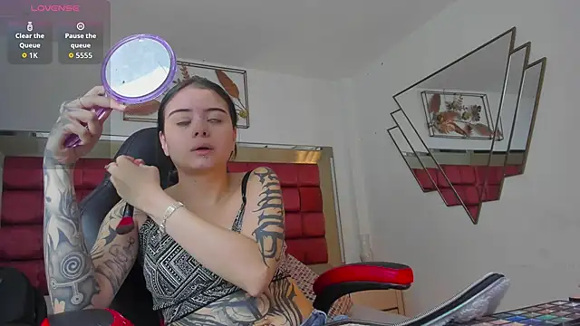 SaskiaGrendel online show from April 13, 11:16 pm