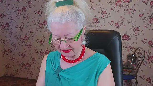 Maya Mayflower online show from March 29, 3:05 am