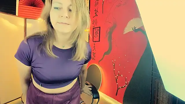 NicoleHitman online show from November 2, 9:56 am