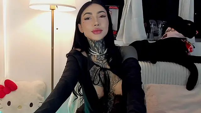 NinaVall online show from June 26, 4:25 am
