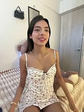 ZaraLuuv online show from March 14, 7:37 pm