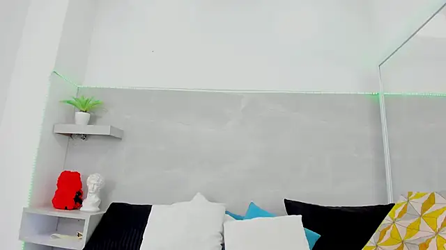 Liz ortega30 online show from March 17, 12:09 pm