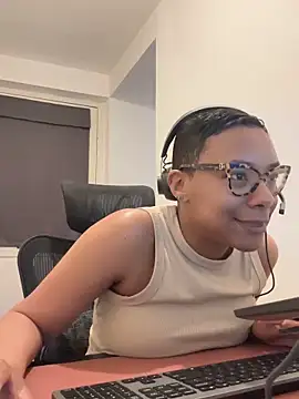 Melia Rayne online show from March 26, 10:39 am