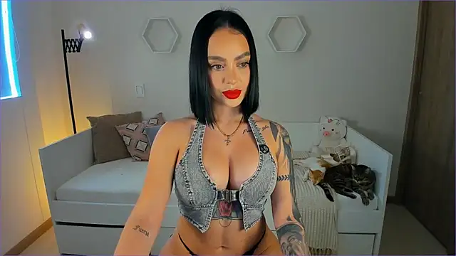 ValentinaMilann online show from March 22, 8:26 pm