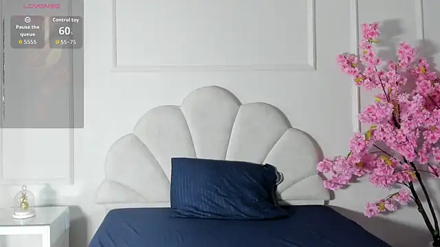 Candaceoweens online show from October 7, 3:44 am