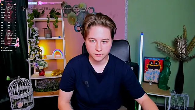 kiki swan online show from October 7, 6:51 am