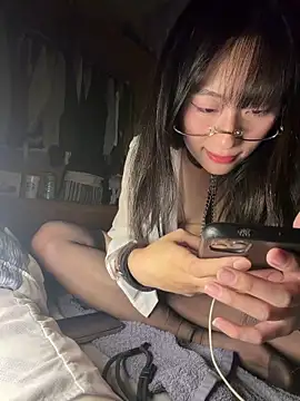 214Jun online show from March 27, 6:30 pm