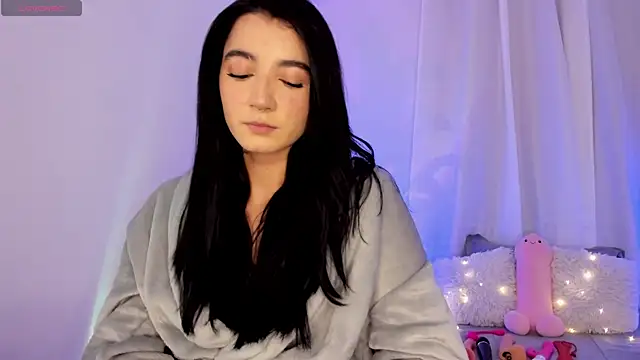 Snapshot of Hi_Soyfer chatting on September 17, 8:18 pm Hi Soyfer online show from September 17, 8:18 pm