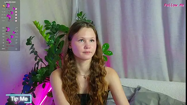 AmeliRoyse online show from September 8, 5:23 pm