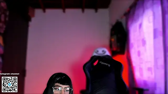 sofiafenty online show from February 3, 7:51 pm