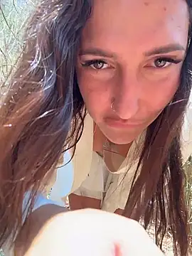 AleksandraRich online show from April 6, 4:46 am