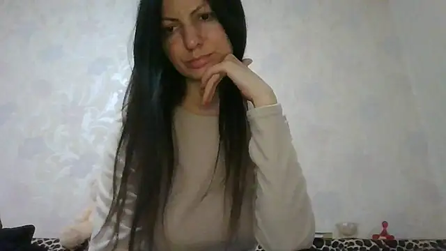 AliseWats online show from May 7, 8:34 pm