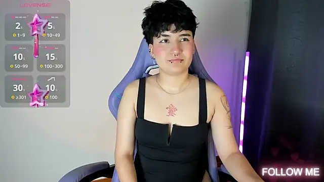 emma cute7 online show from December 20, 4:49 am