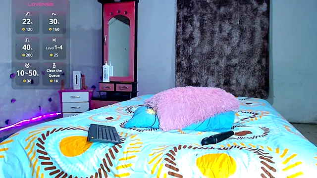 bella warzon online show from January 7, 10:13 pm