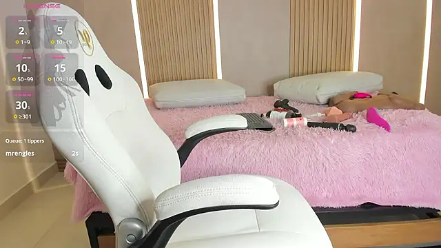 stephany summer online show from March 13, 7:59 pm