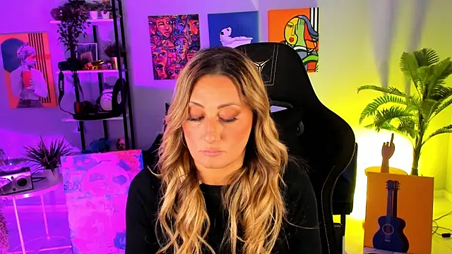 SarahAlluring online show from October 15, 12:41 pm