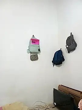 Sexi girl29 online show from December 22, 9:29 pm