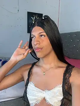 emily  sweet   online show from July 27, 6:21 am